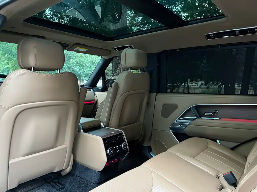 Land Rover Range Rover — миниатюра 23