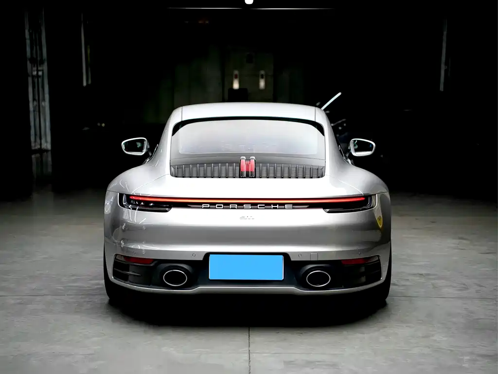 Porsche 911 2023 Carrera 3.0T
