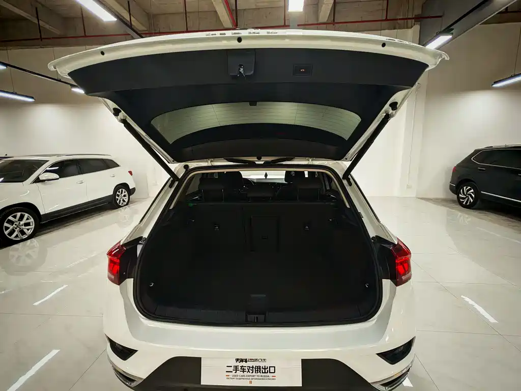 Volkswagen T-Roc — миниатюра 26