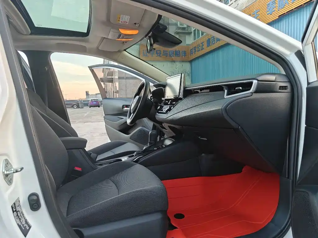 Toyota Corolla — миниатюра 12