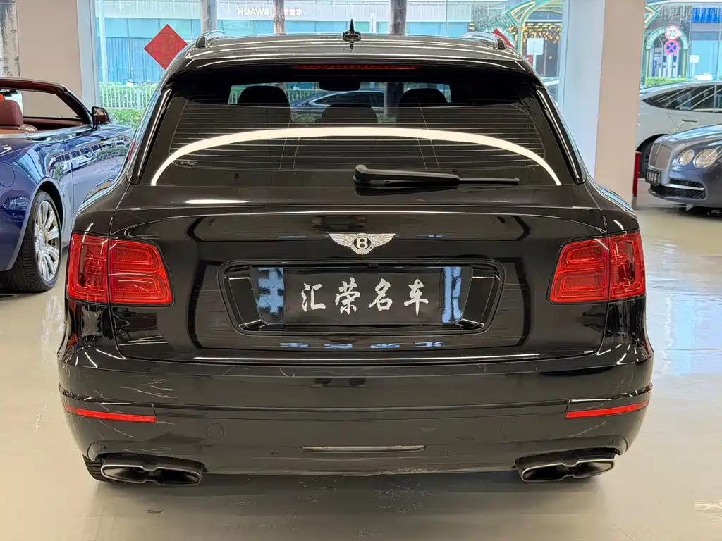 Bentley Bentayga — миниатюра 8