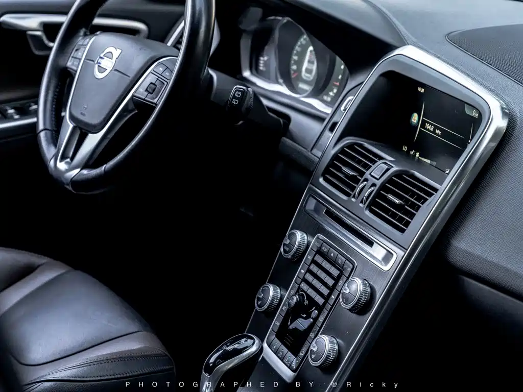 Volvo XC60 — миниатюра 6
