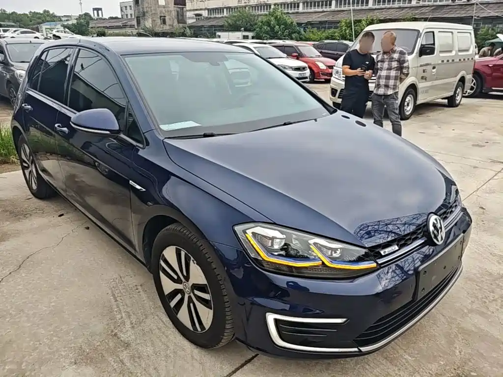 Volkswagen Golf New Energy (Import) — миниатюра 4