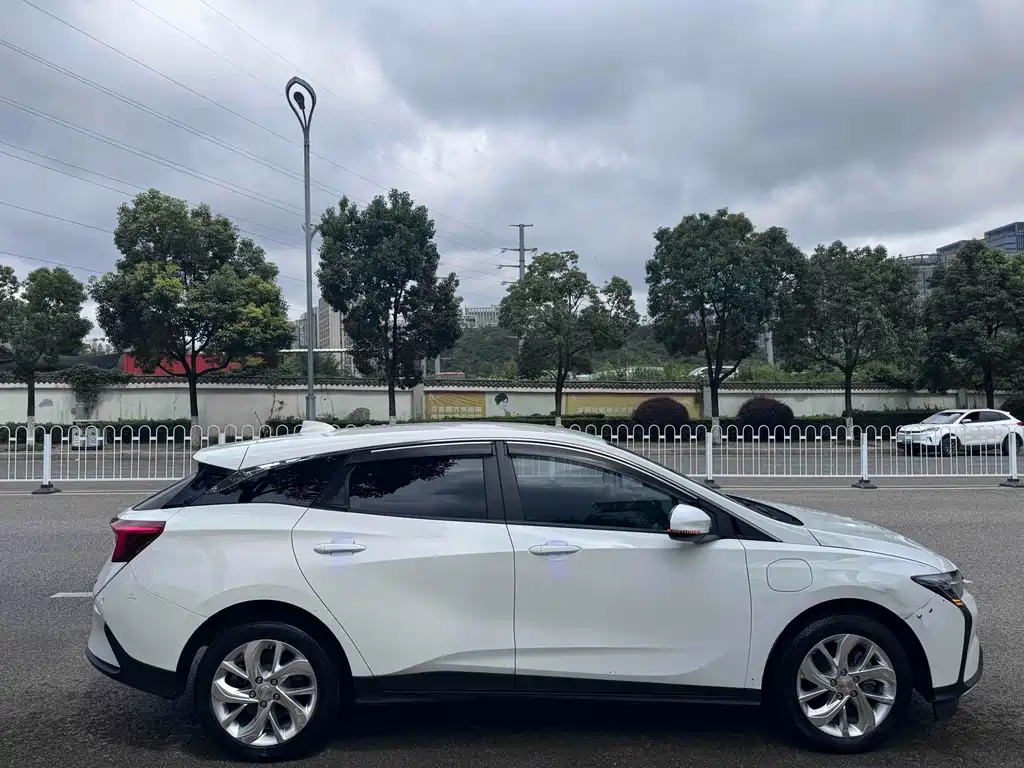 BUICK SLIGHTLY BLUE 6