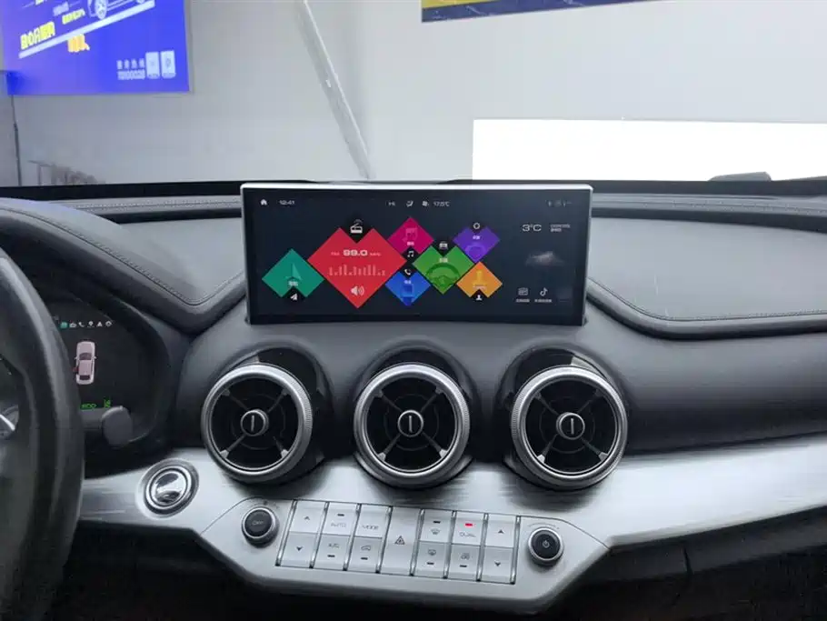 WEI PAI WEI BRAND VV7 GT