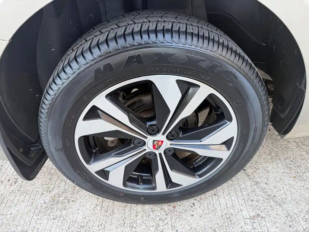 Roewe 360 — миниатюра 5
