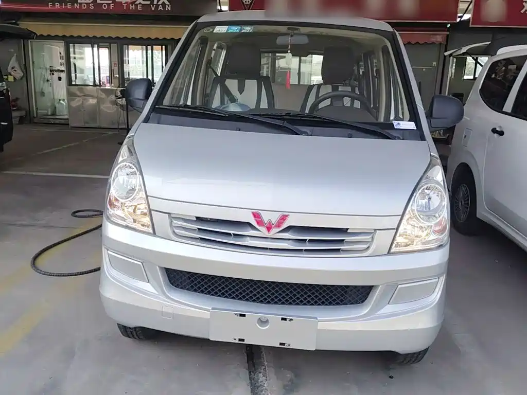Wuling Rongguang S — миниатюра 3