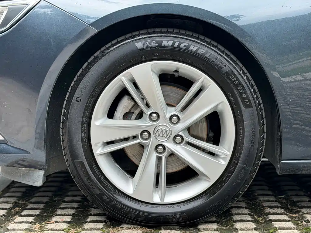 Buick Regal — миниатюра 21