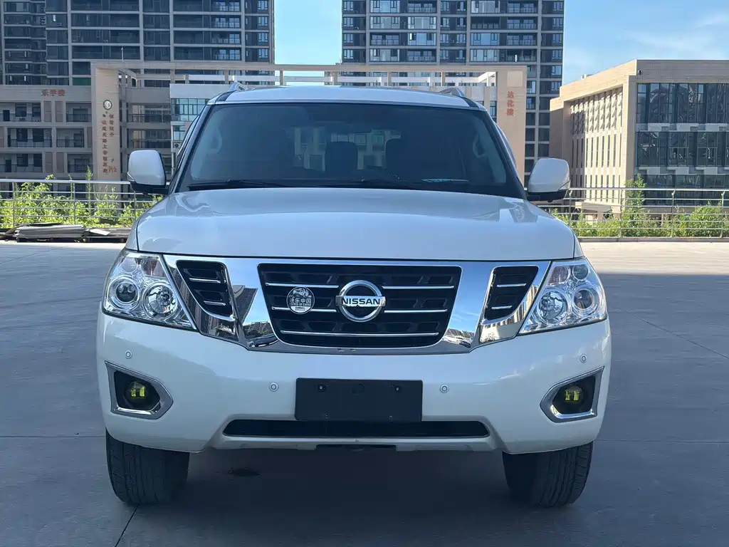 Nissan Patrol — миниатюра 2