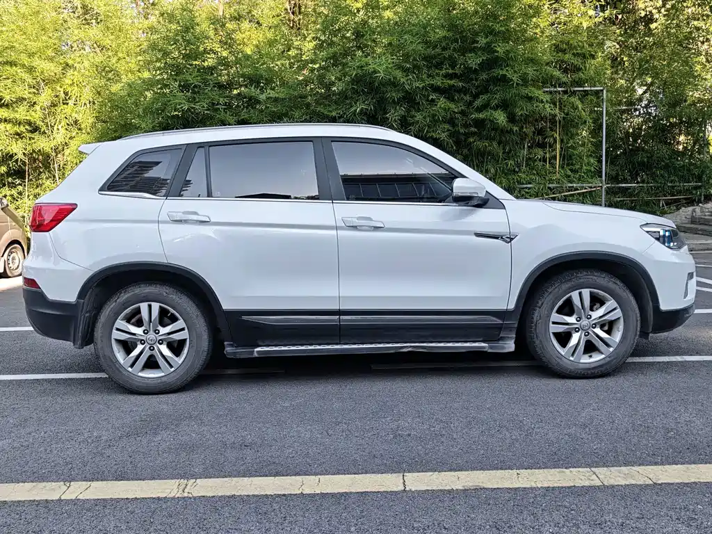 Changan CS75 — миниатюра 9