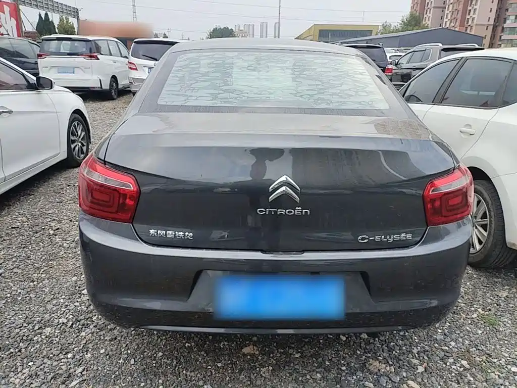 Citroen Elysee — миниатюра 6