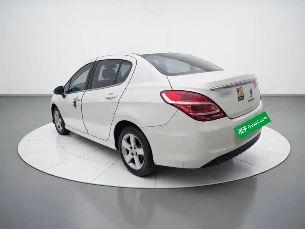 Peugeot 308 — миниатюра 4