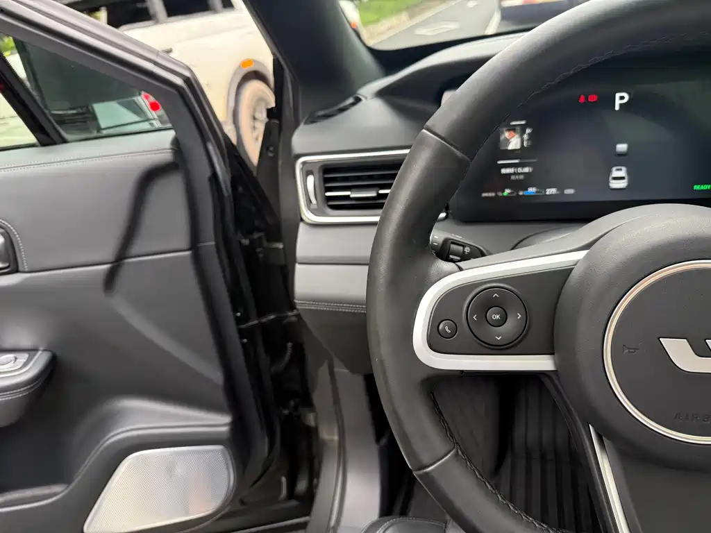 Li Auto Li ONE — миниатюра 15