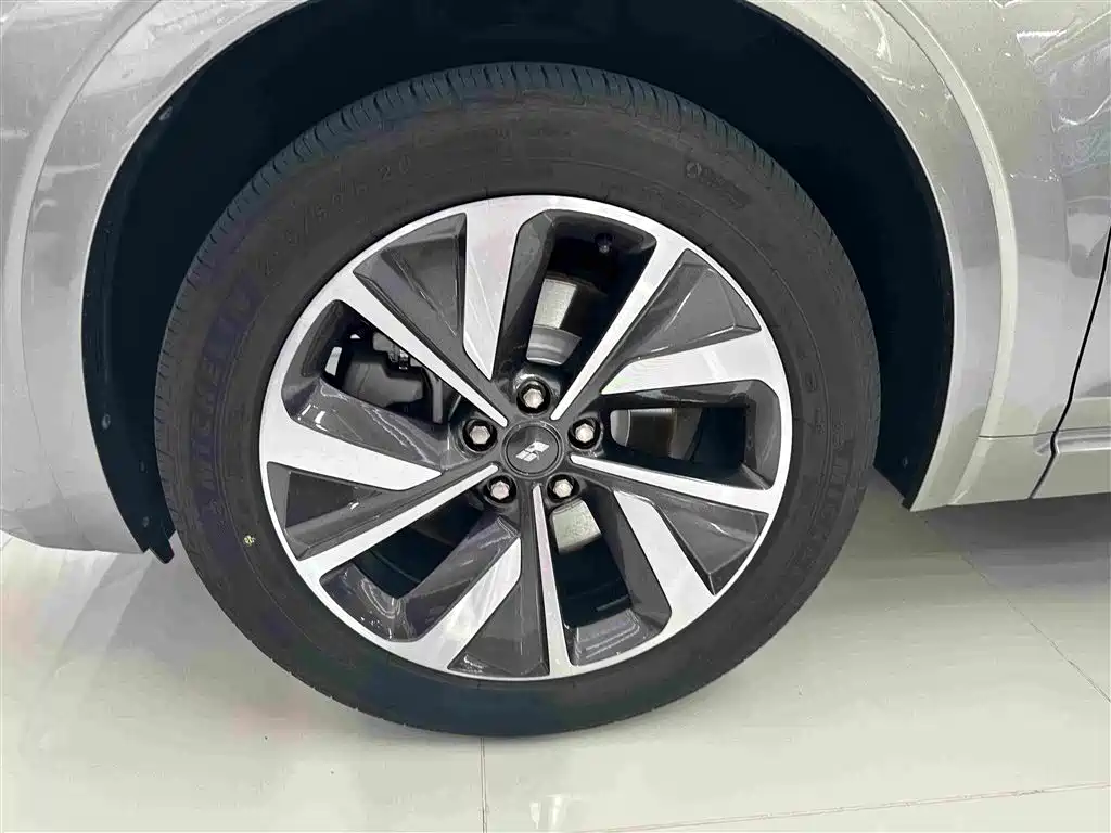 Li Auto Li ONE — миниатюра 4