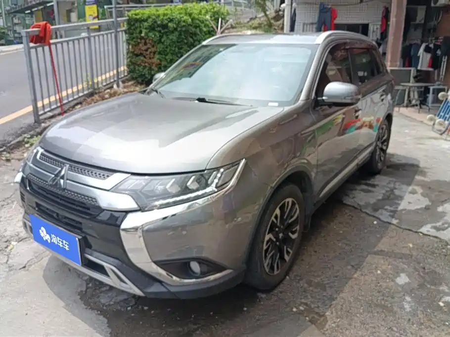 Mitsubishi Outlander 2019