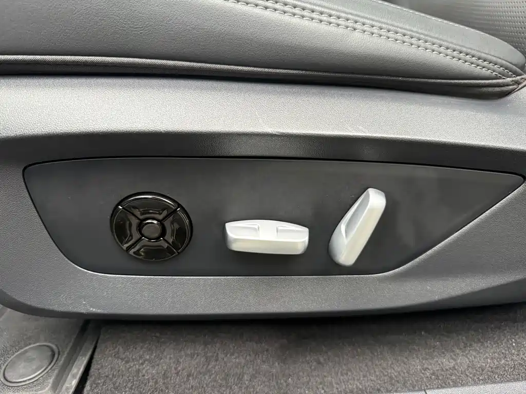 Li Auto Li ONE — миниатюра 29
