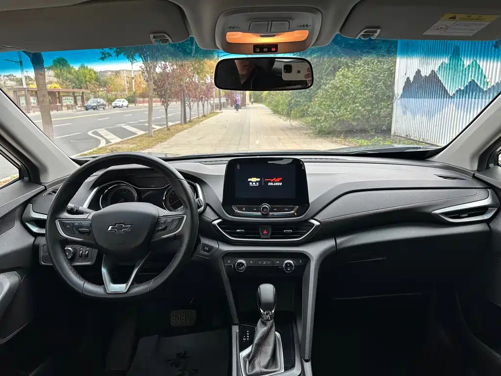 Chevrolet Volando — миниатюра 6