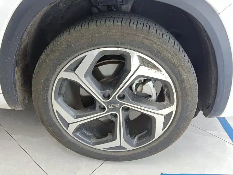 Geely Xingyue L — миниатюра 6