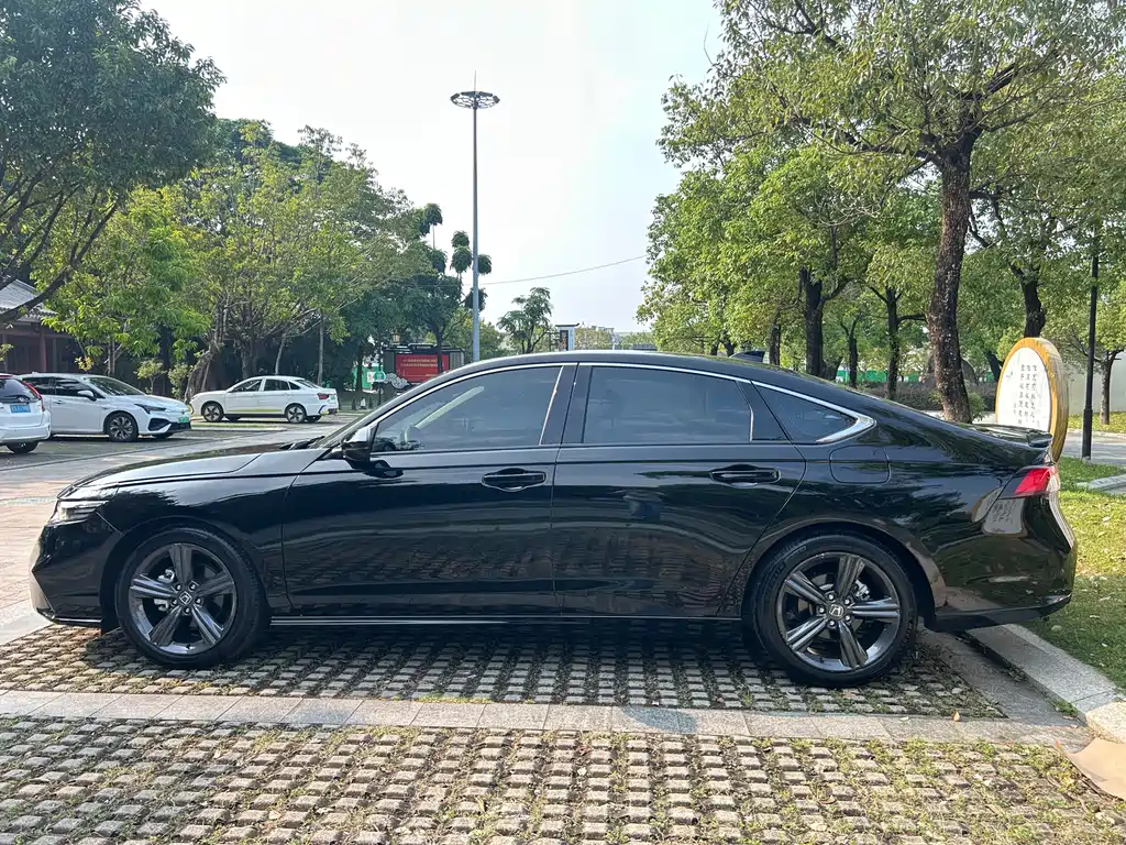 Honda Inspire — миниатюра 4