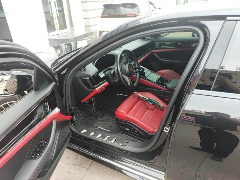 Porsche Panamera — миниатюра 3