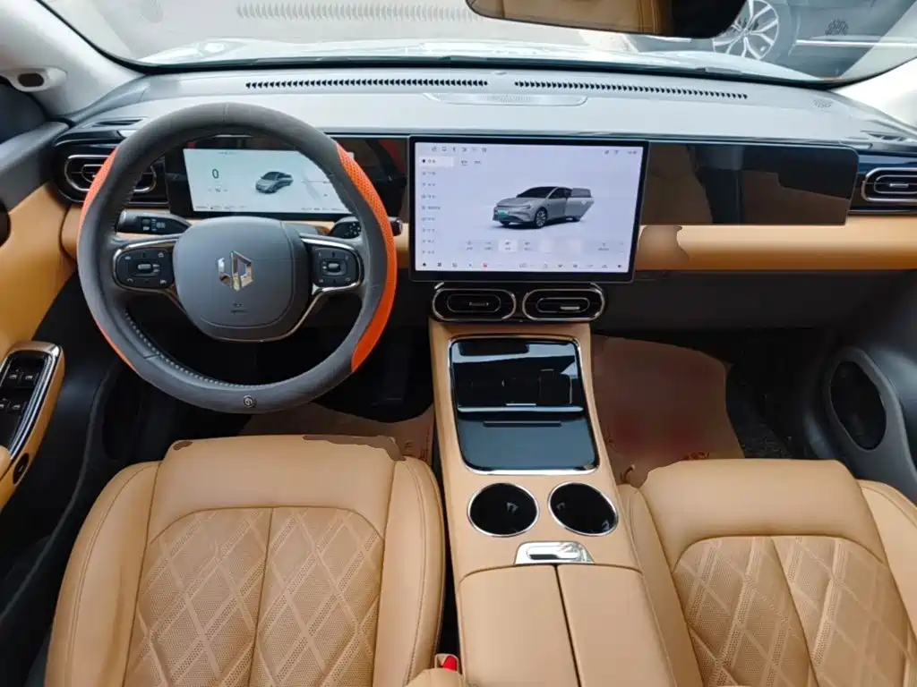 Leapmotor Leapmotor C01 — миниатюра 10