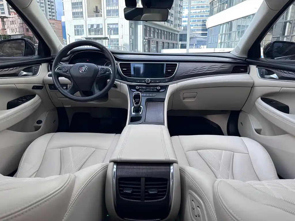 Buick LaCrosse — миниатюра 12