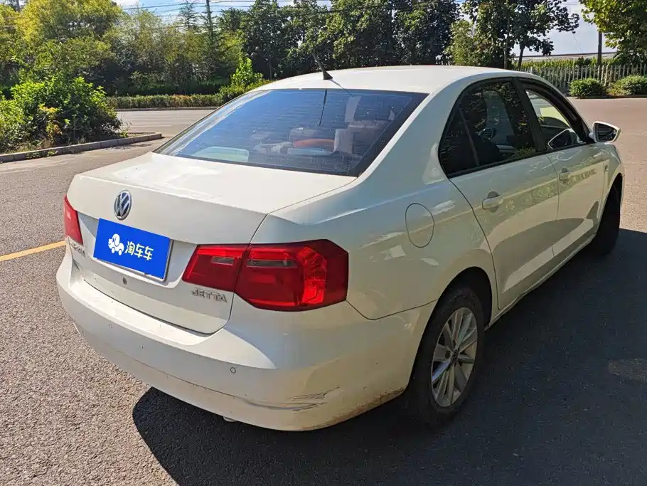 Volkswagen Jetta — миниатюра 3