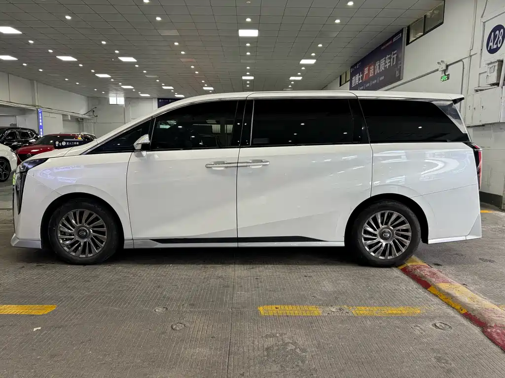 GAC Motor Trumpchi M8 — миниатюра 4