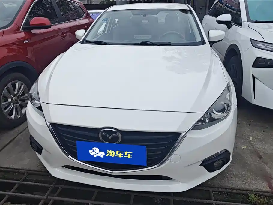 Mazda Mazda3 3 2016 1.5L AT Comfort