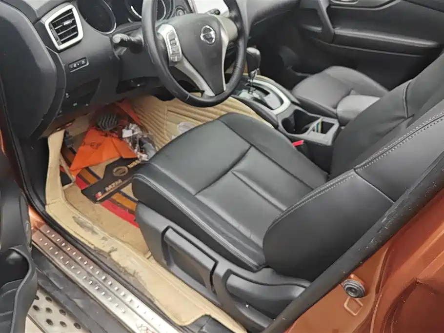 Nissan X-Trail 2014 2.0L CVT Fashion 2WD