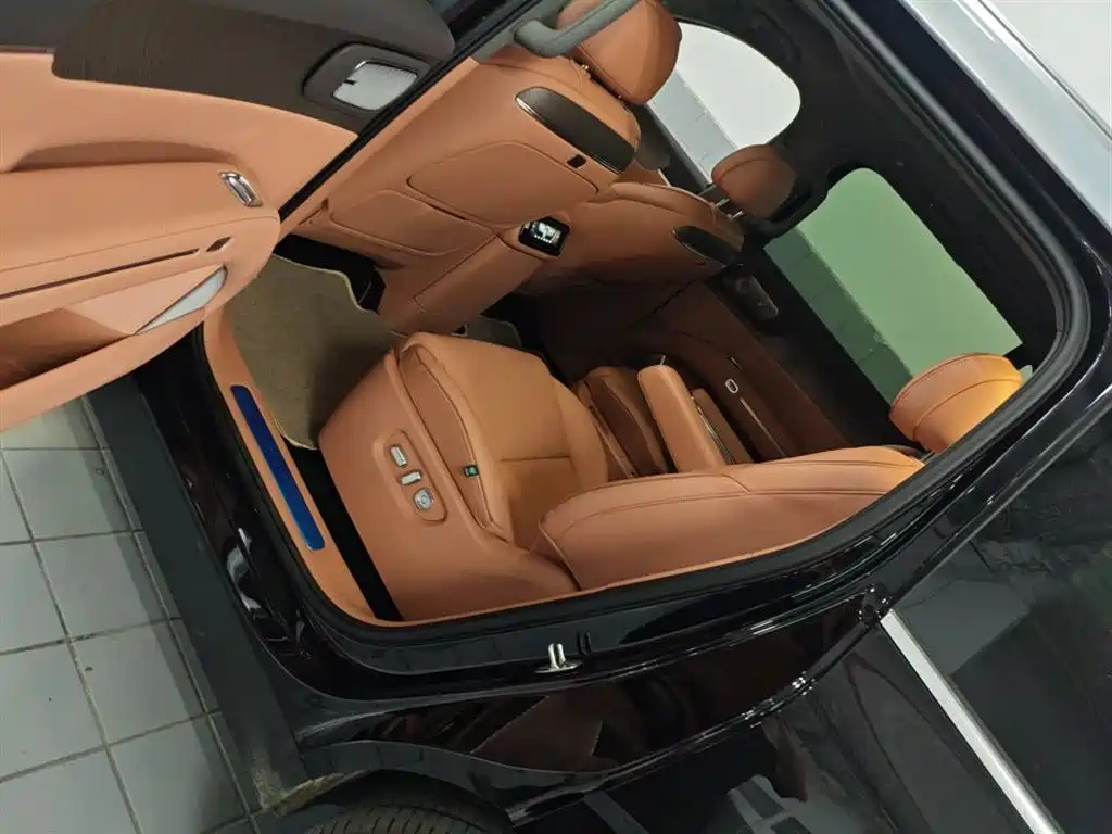 Leapmotor D19 2026 720 мест