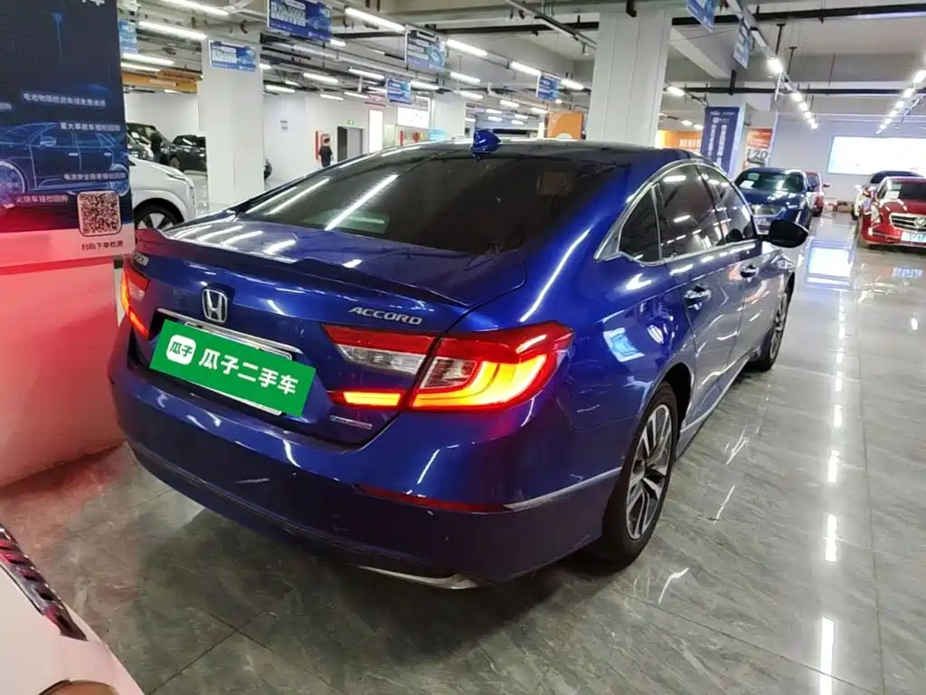 Honda Accord — миниатюра 7