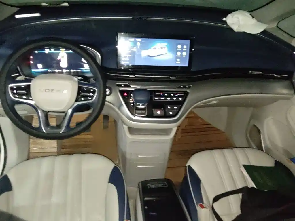 Roewe iMAX8 — миниатюра 13