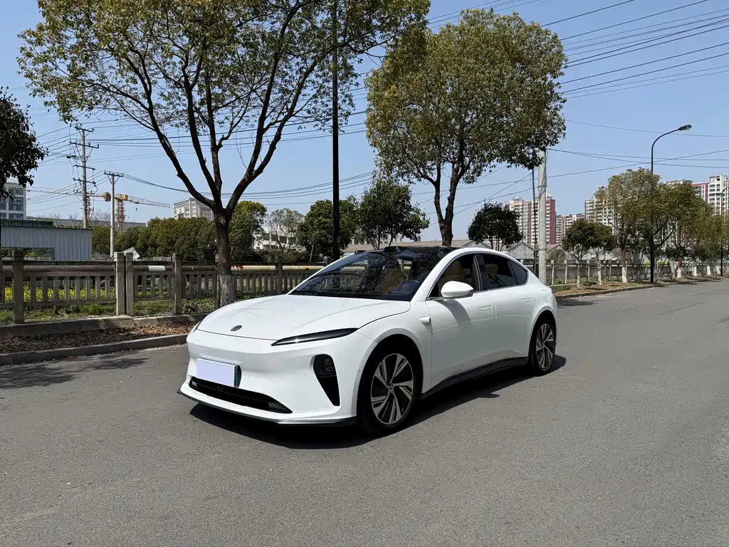 Nio ET5 2023