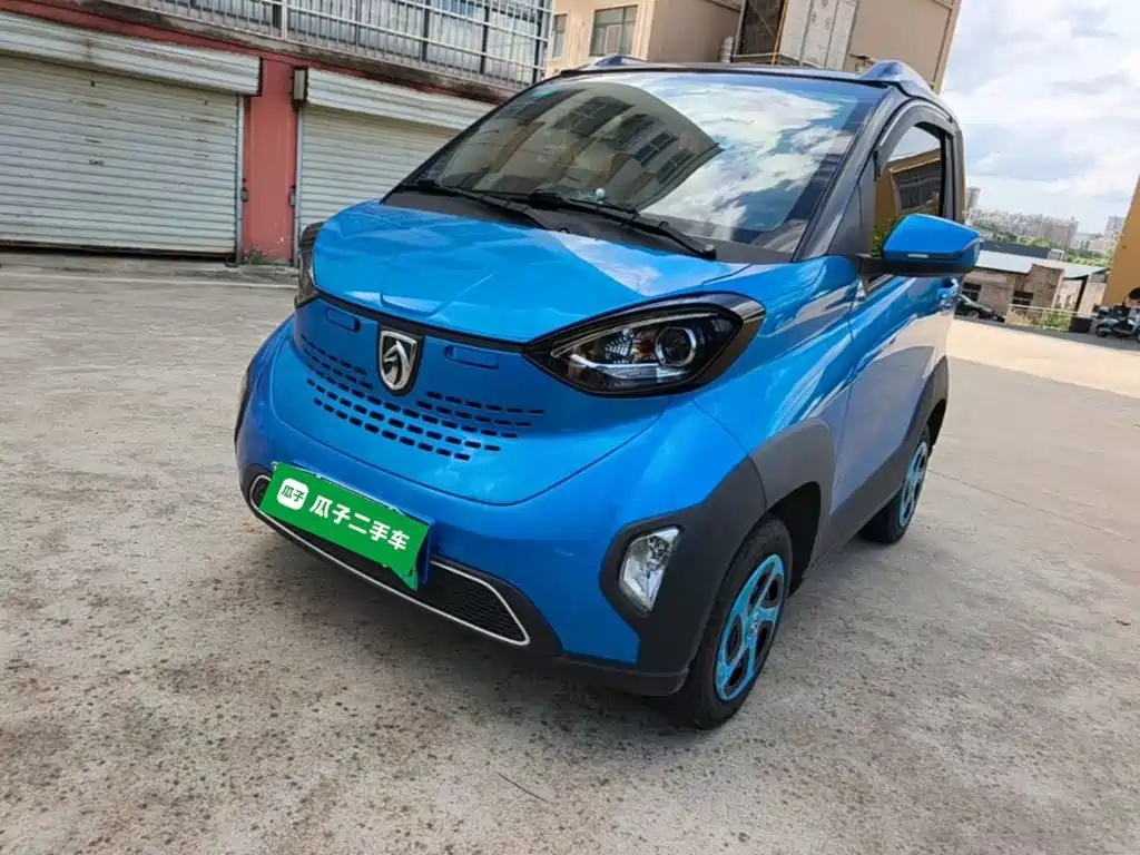 Baojun E100