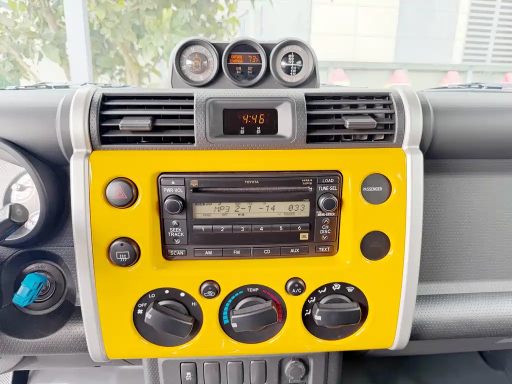 Toyota FJ Cruiser FJ 2019 4.0L AT