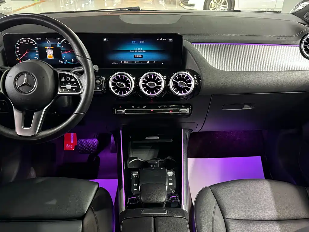 Mercedes-Benz GLA — миниатюра 11