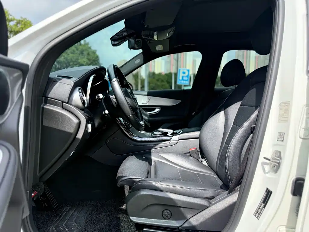 Mercedes-Benz GLC — миниатюра 12