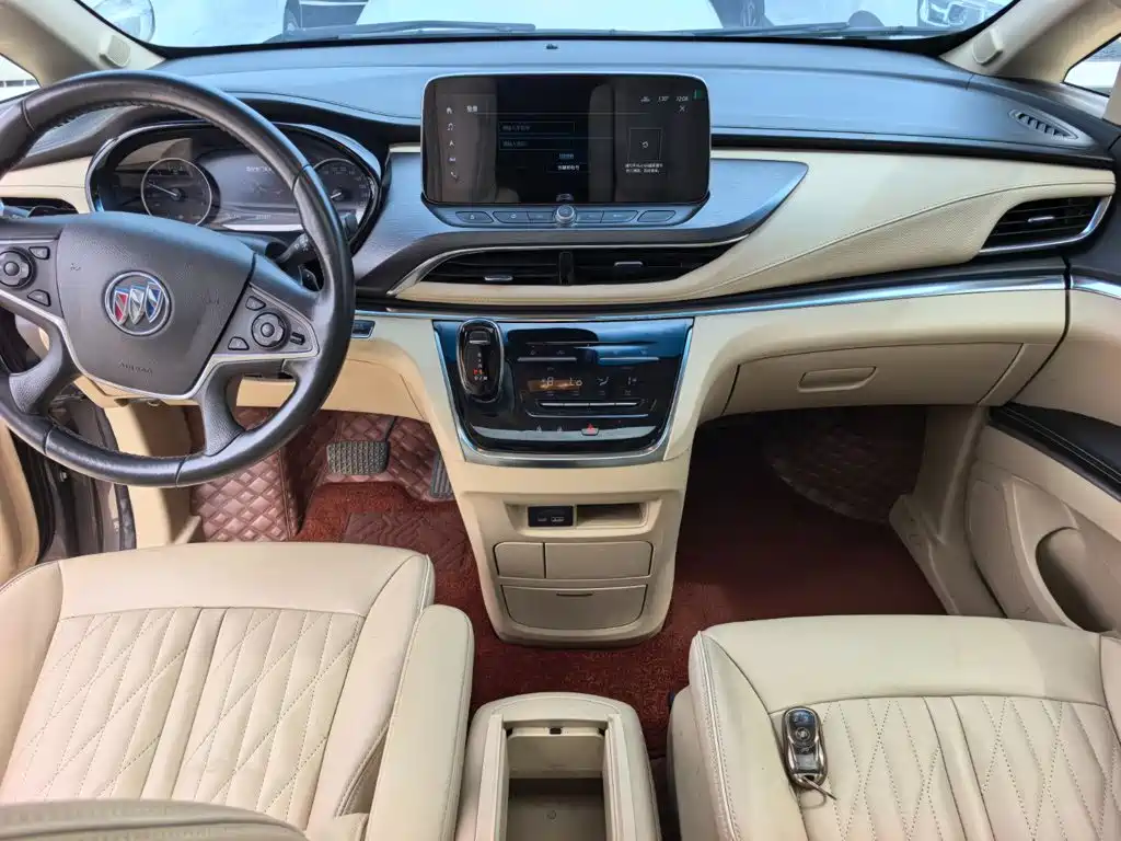 Buick GL8 — миниатюра 12
