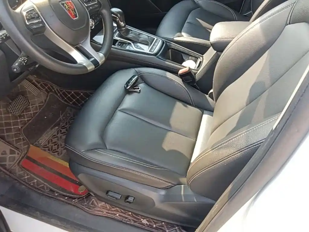 Roewe RX3 — миниатюра 15
