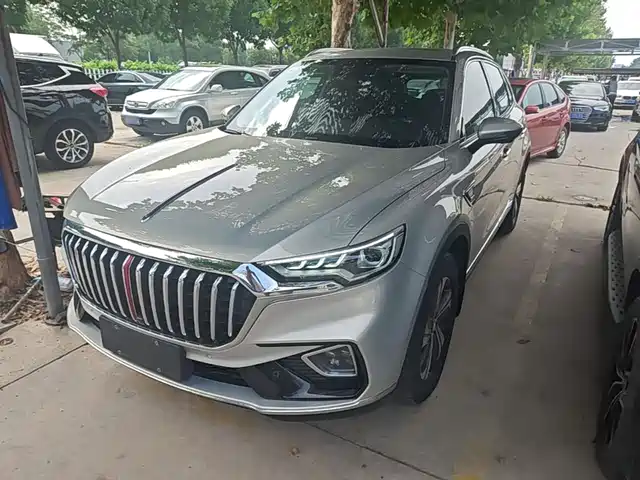 Hongqi HS5