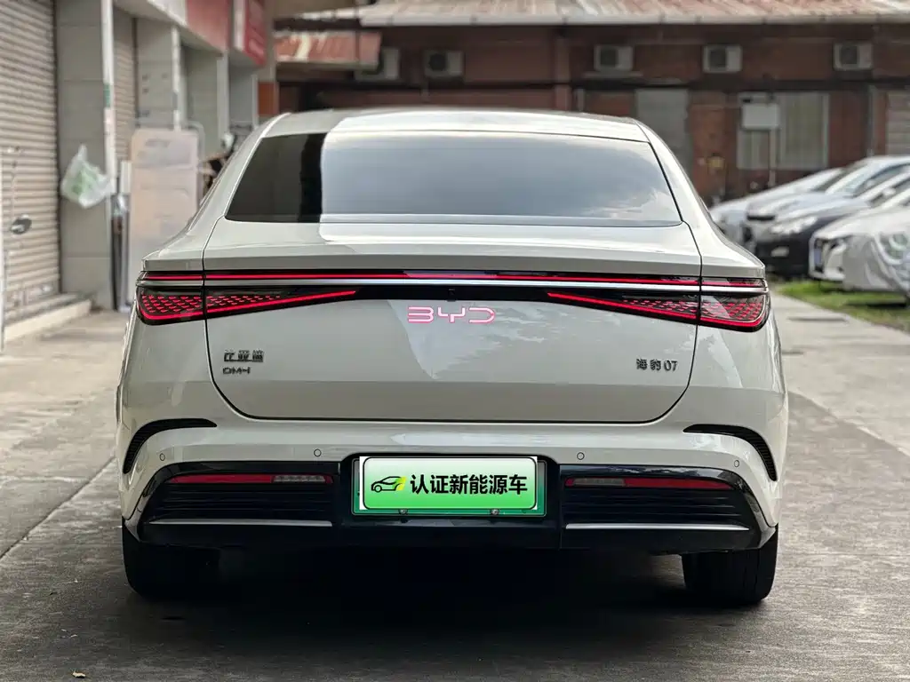 BYD Seal 07 DM-i — миниатюра 6