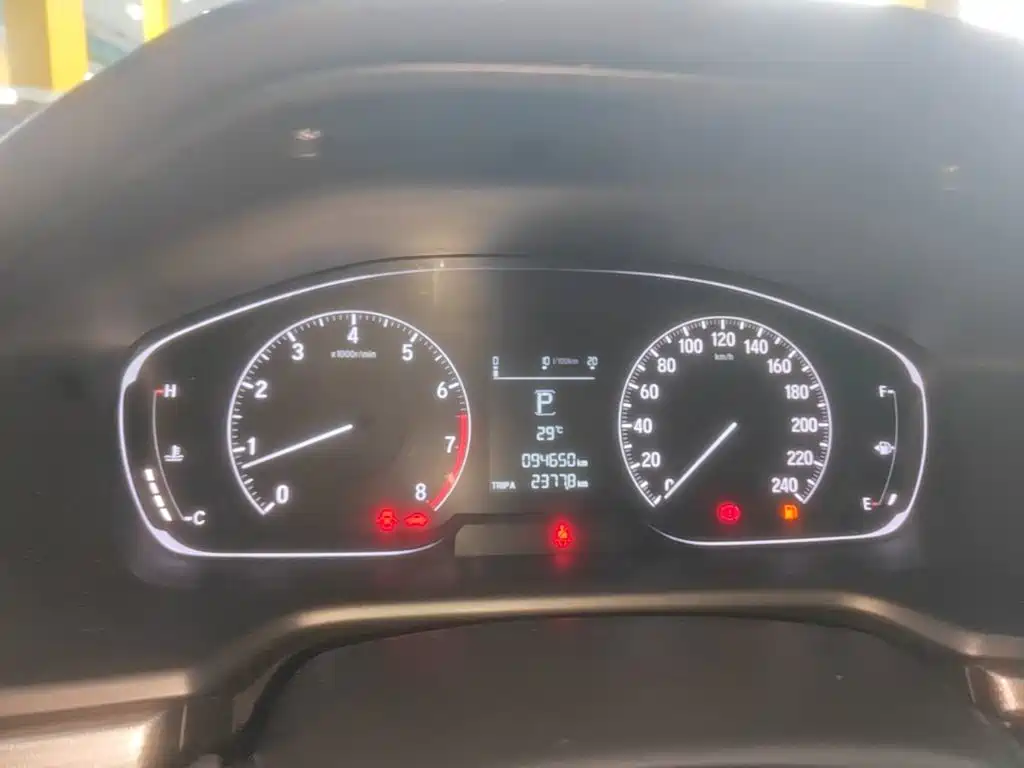 Honda Accord — миниатюра 12