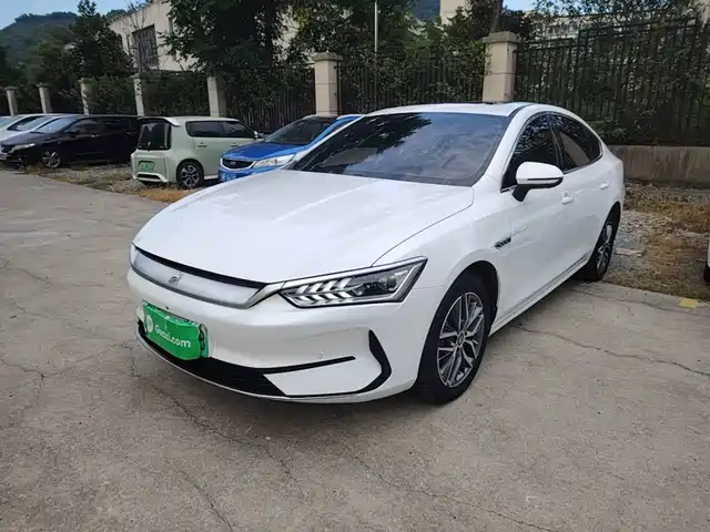 2023 BYD Qin