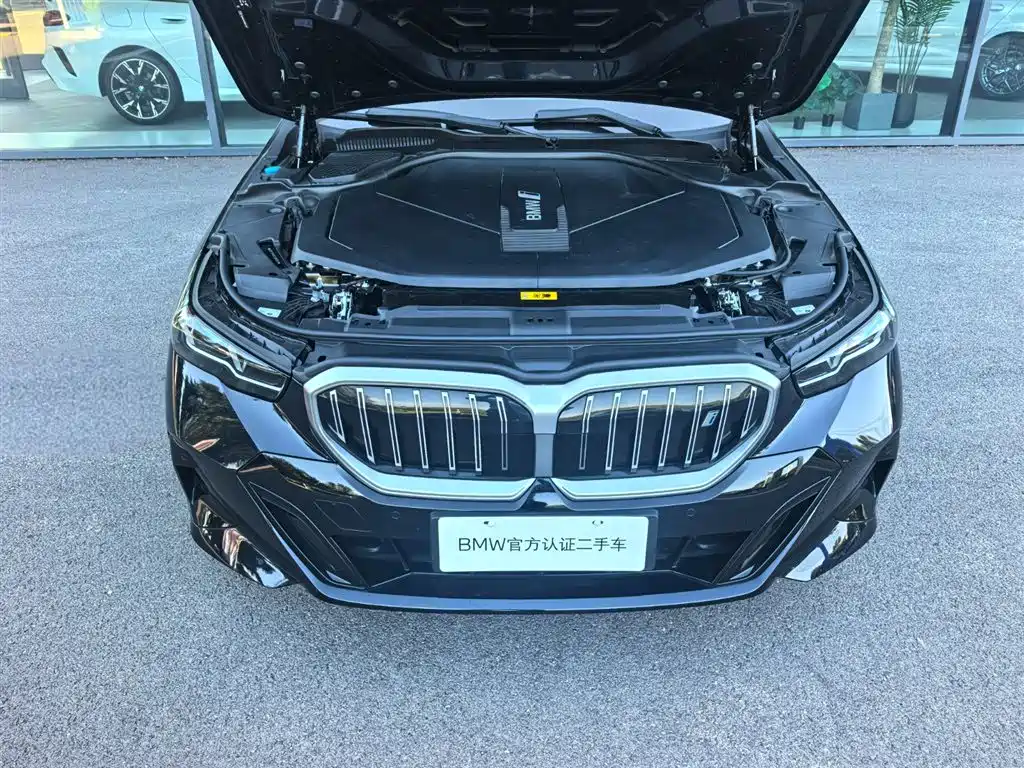BMW i5 — миниатюра 20