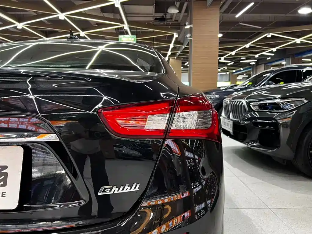 Maserati Ghibli — миниатюра 11