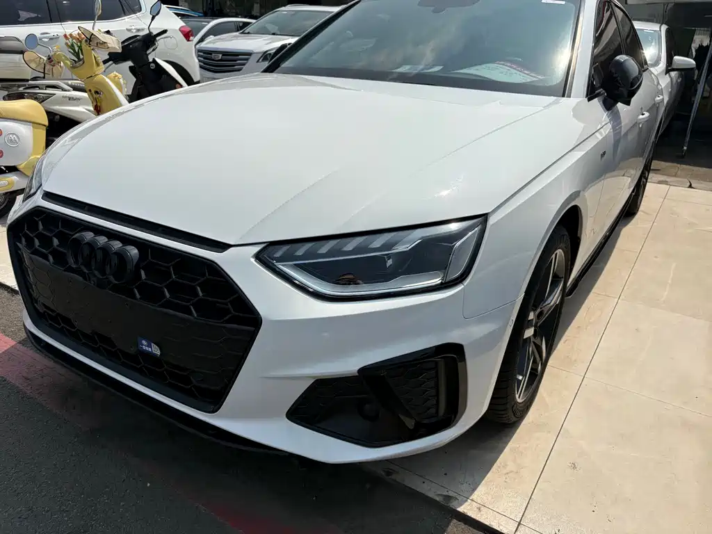 Audi A4L 2022