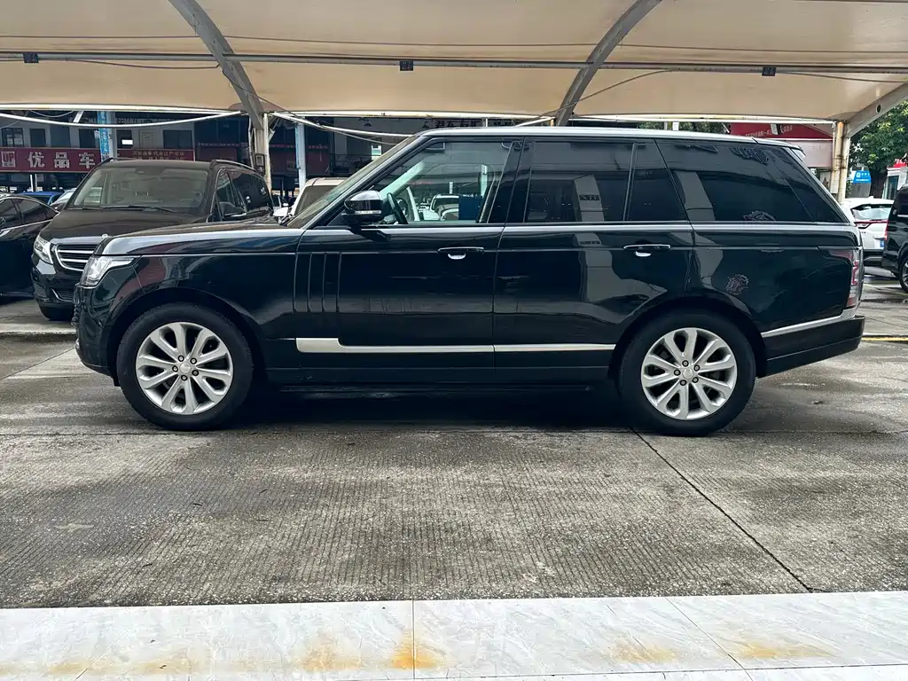 Land Rover Range Rover 2015 3.0 TDV6 Vogue