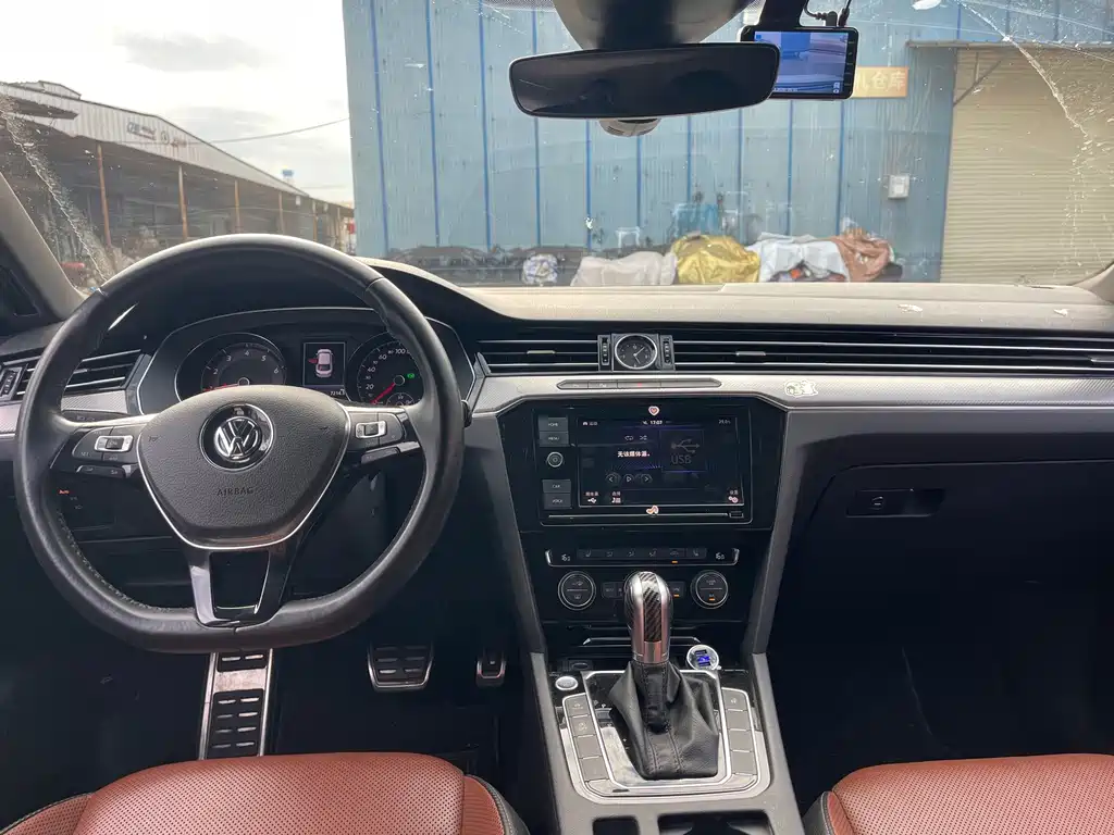 Volkswagen CC — миниатюра 8