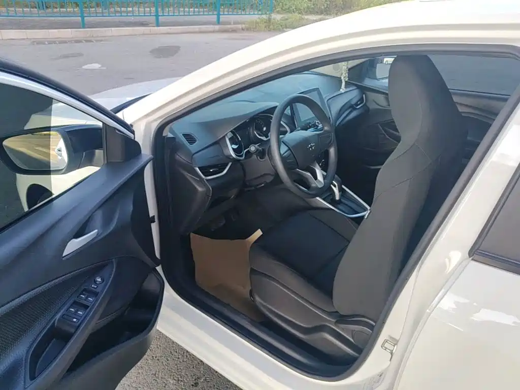 Chevrolet Cavalier — миниатюра 16